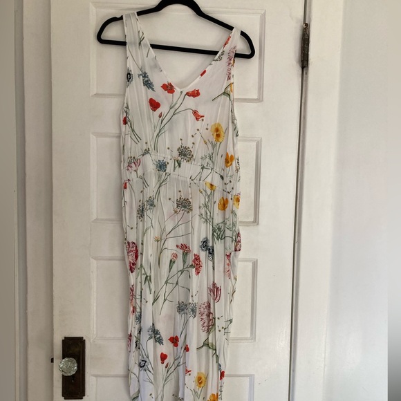 Warehouse White Floral Maxi Dress with pockets - Picture 1 of 4